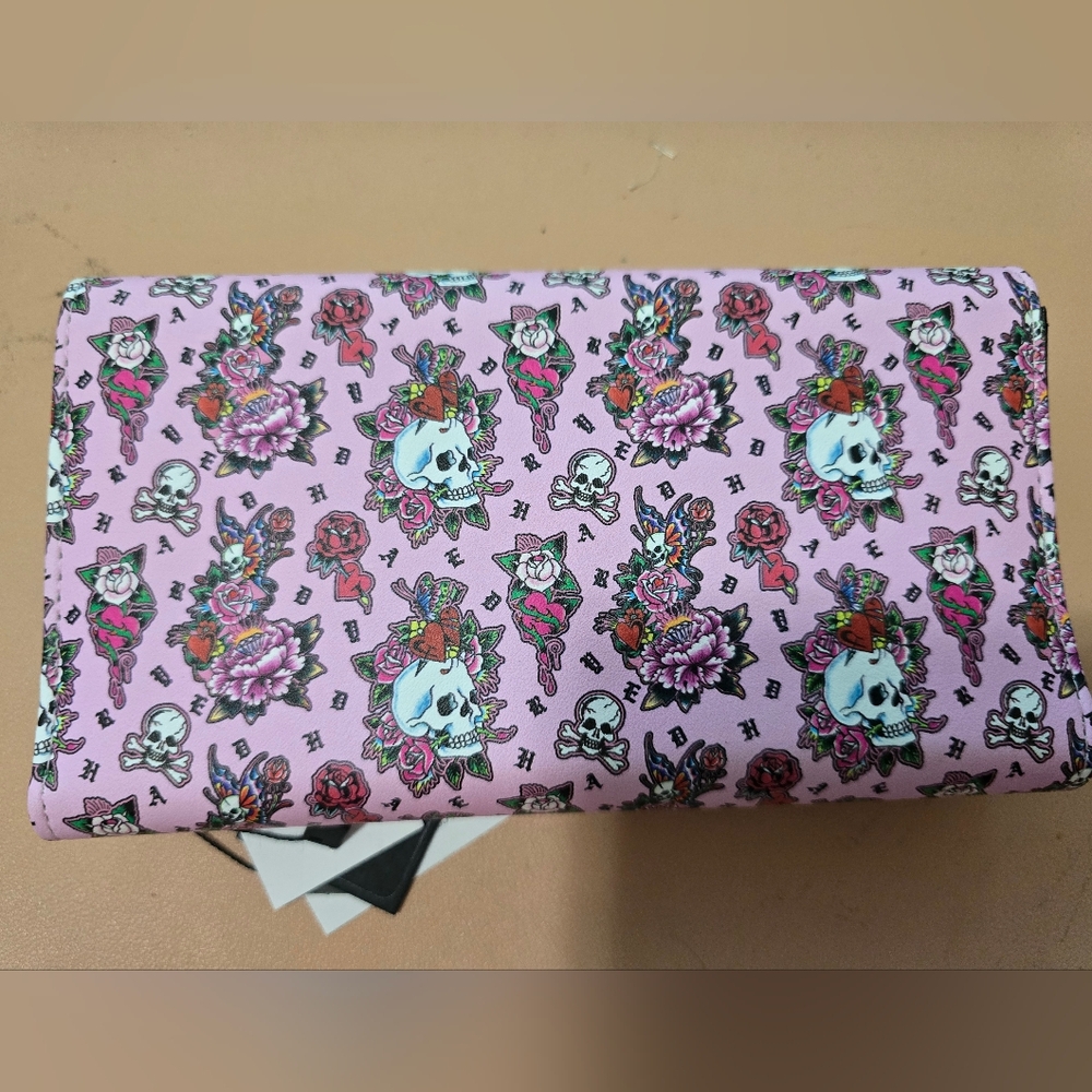 Ed Hardy NWT Pink Floral Wallet - Picture 4 of 6